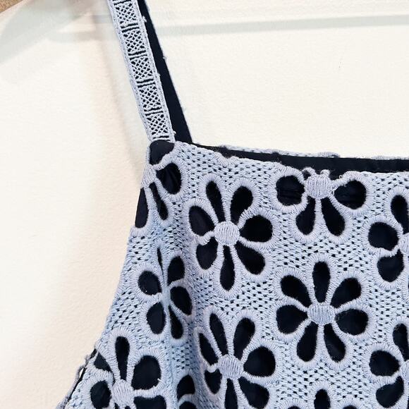 Anthropologie Maeve Crochet Daisy Eyelet Tank Top Blue Size 14 - Picture 5 of 9